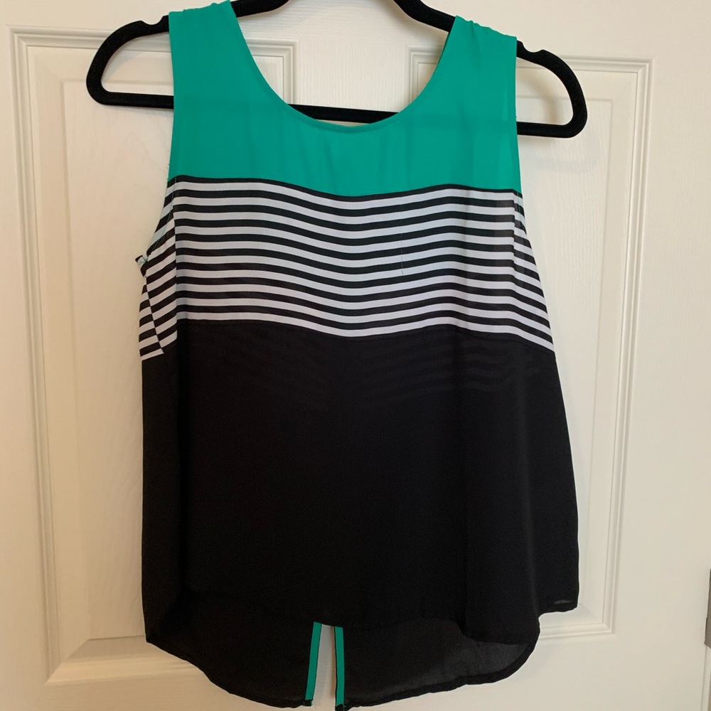 Green/white/black tank top